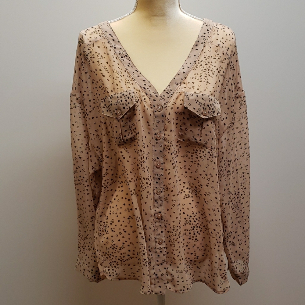 Lg Double Zero Beige & Black Blouse E11
